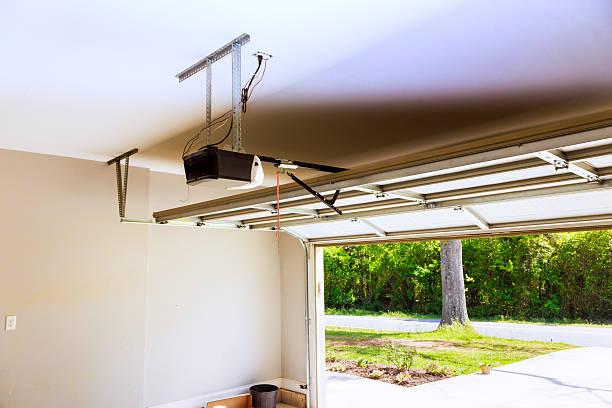 Top rated local Garage Door Roller Replacement specialists in Marion, TX